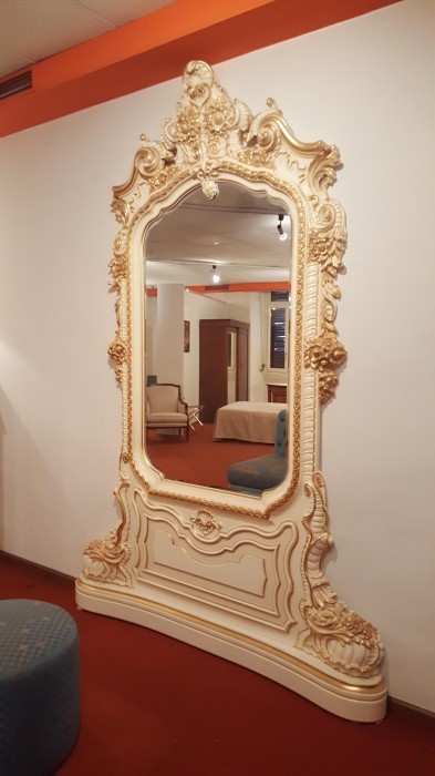 Specchio classico Arnaboldi Interiors SPECCHIERA  VERSAILLES