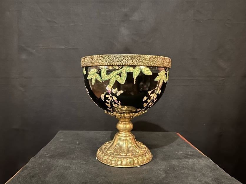 Complemento d'arredo Produzione artigianale Vaso coppa G&C nero decorata con fiori