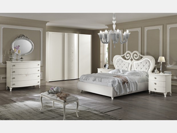 Camera da letto classica Produzione artigianale Modello Clare