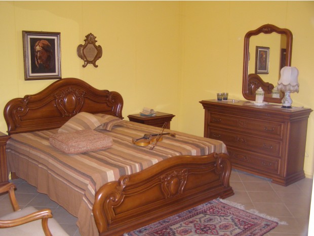 Camera da letto classica Produzione artigianale Siena